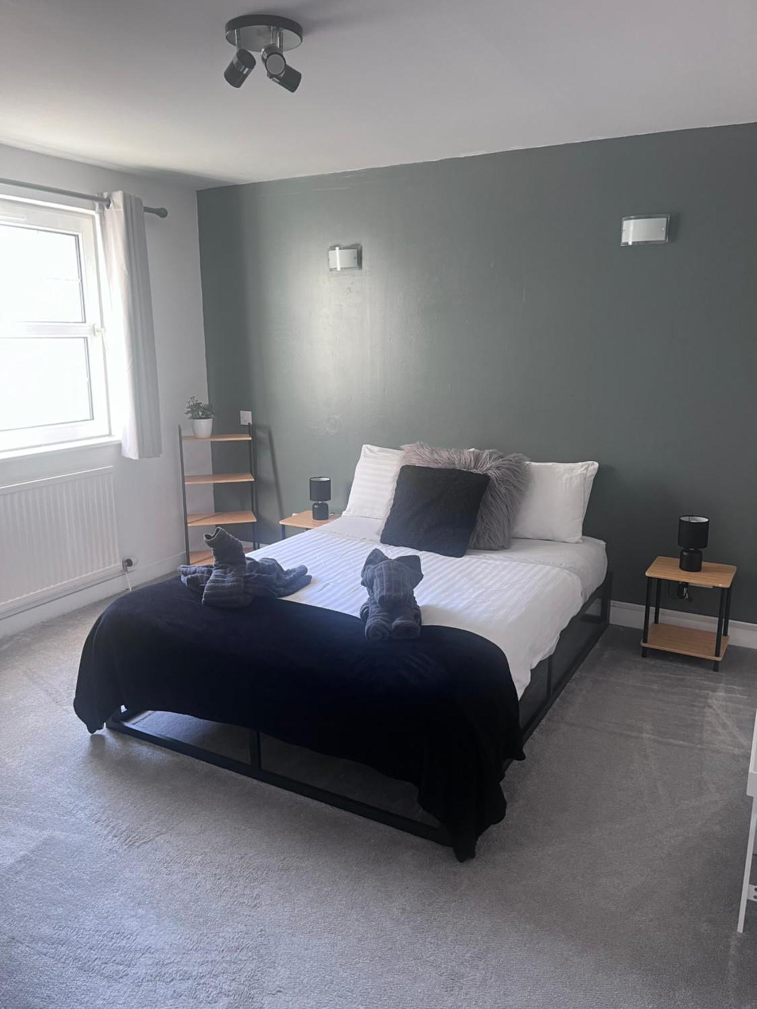 Stylish Apartment In The Heart Of Inverness Esterno foto