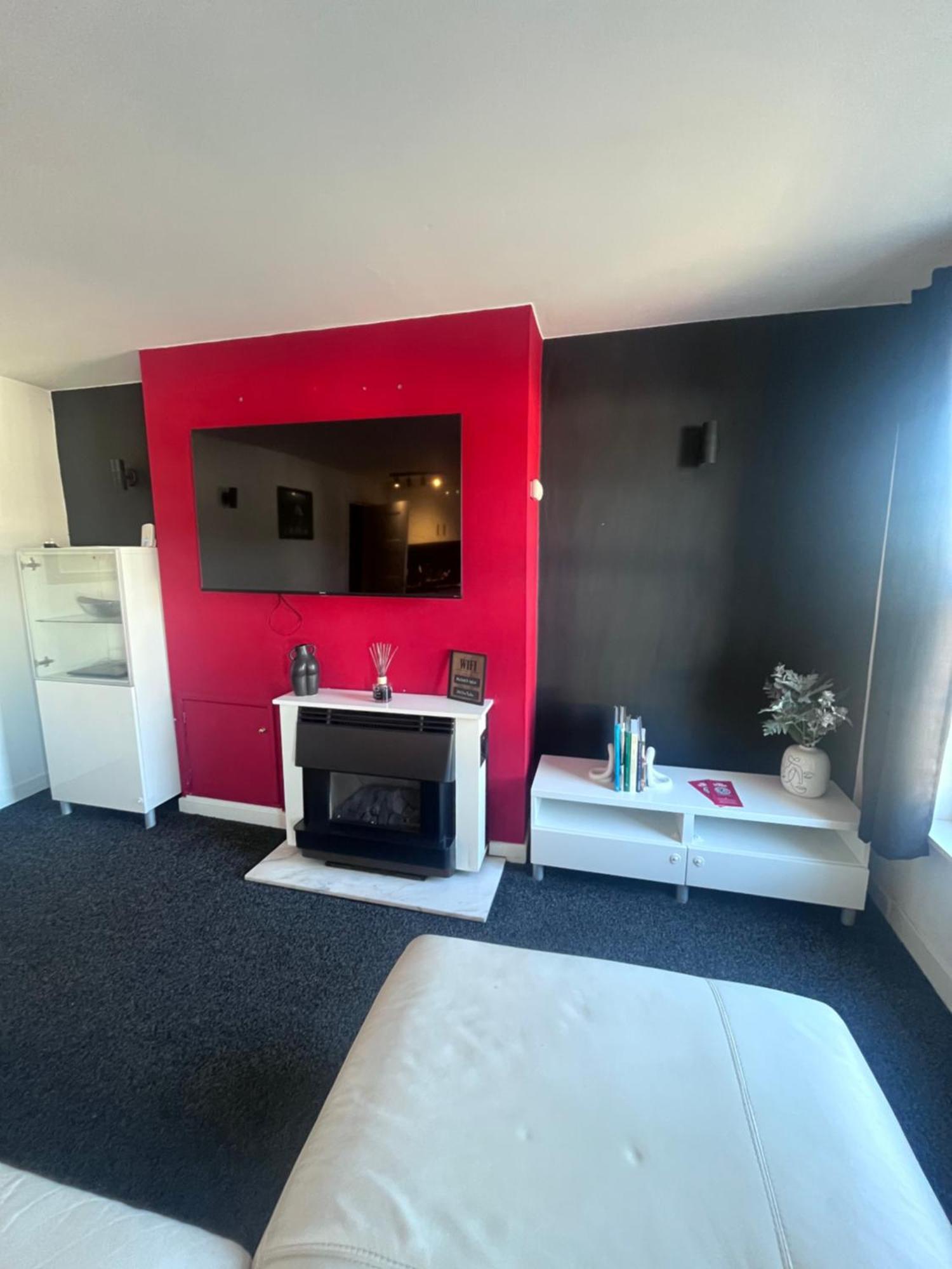 Stylish Apartment In The Heart Of Inverness Esterno foto